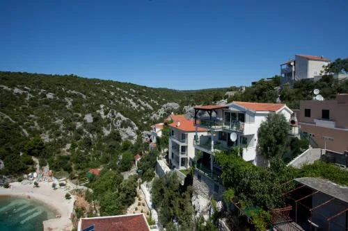 Apartments by the sea Cove Ljubljeva, Trogir - 17122