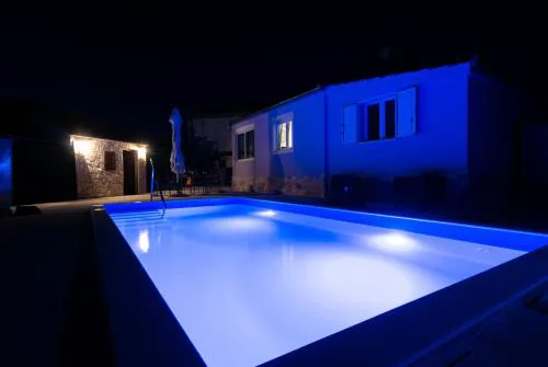 Holiday home Nancy with swimming pool