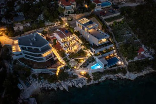 Seaside luxury villa with a swimming pool Cove Ljubljeva, Trogir - 19258