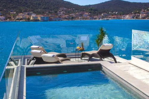 Villa Lux