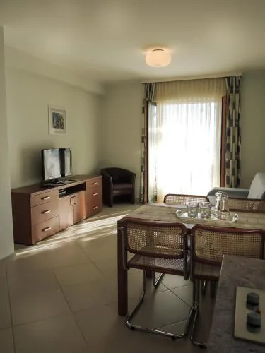 Apartment 3785-2 for 3 Pers in Baska Voda