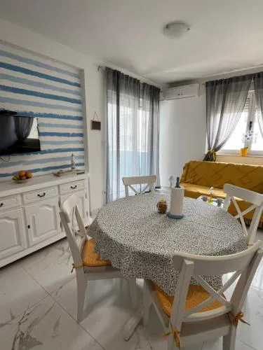 Apartment Ana