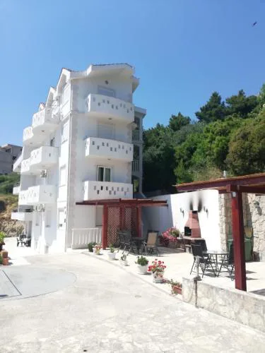 Apartments Malou