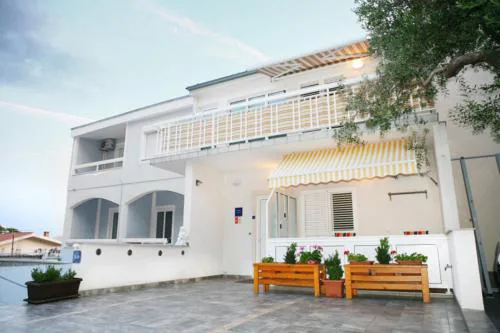 Apartments with parking space Baska Voda, Makarska - 16517