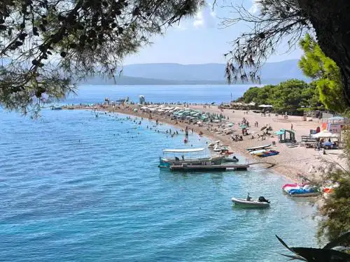 Baska Voda Borna