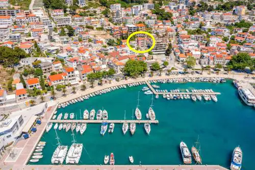 Central Baška Voda Apartments