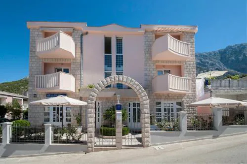 House Bacak - Apartment & Wellness-Studio