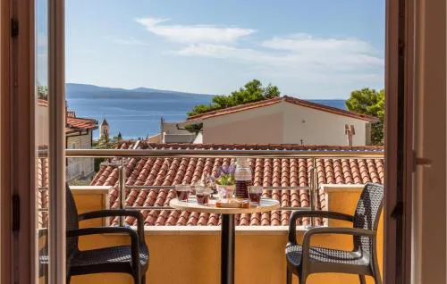 One-Bedroom Apartment With Sea View In Baska Voda