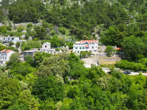 Villa Charlie With Jacuzzi