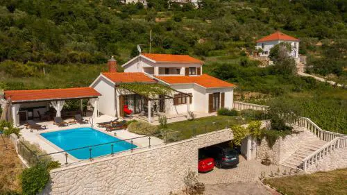 Villa Filomena - Omis by Villas Guide