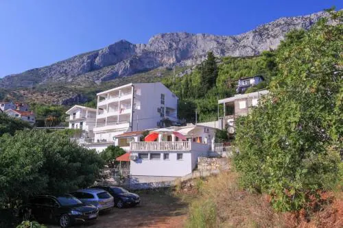 Apartments Damjan