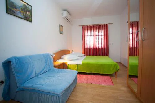 Apartments Mrnjica
