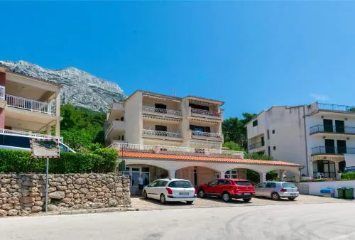 Apartments Nada
