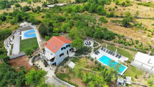 LUXURY VILLA HEAVEN nr. 2
