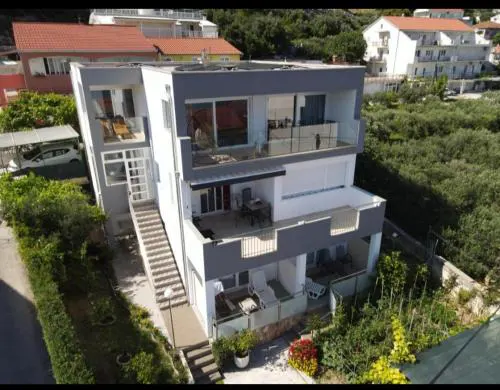 Apartments AnaIvana