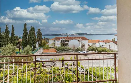 Nice Apartment In Seget Donji
