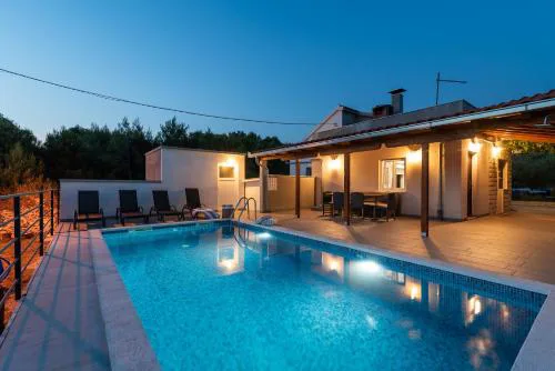 Villa Piedra Seget - A Hidden Paradise