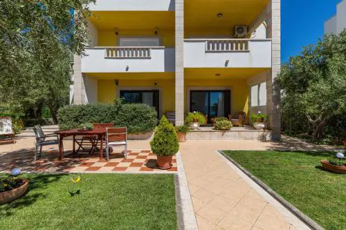 Apartments with parking space Duce, Omis - 2778