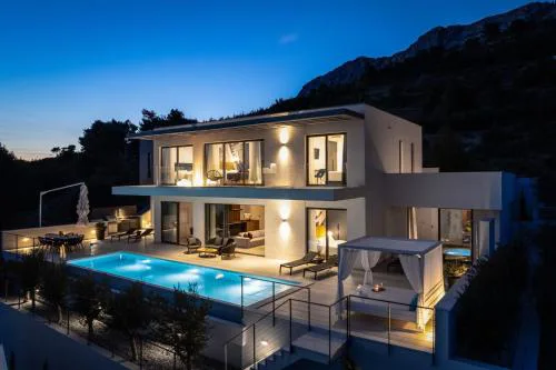 Luxury Villa Andoris with Gym, Spa, Heated pool
