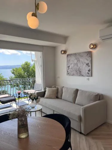 Modern Apartment Olive 30 Meters From The Beach in Duce