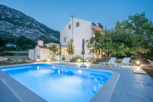 Villa Knez