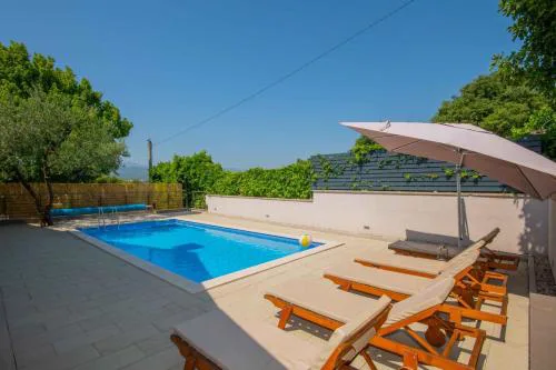 Villa Velaria with private pool