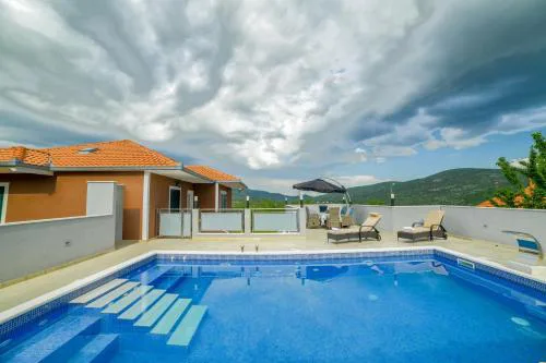 Luxury Villa Rebecca