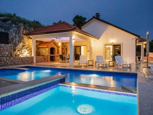 Holiday Home Lozo by Interhome