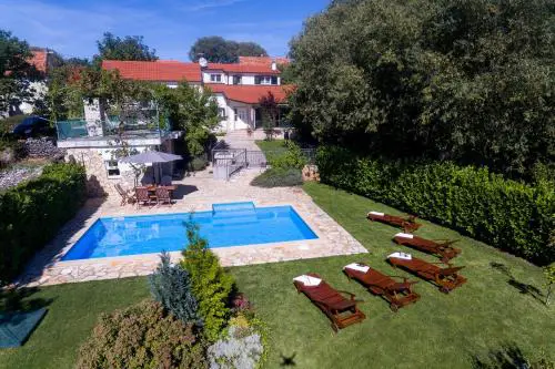 Vila Milančić - a house for memorable holiday in Imotski