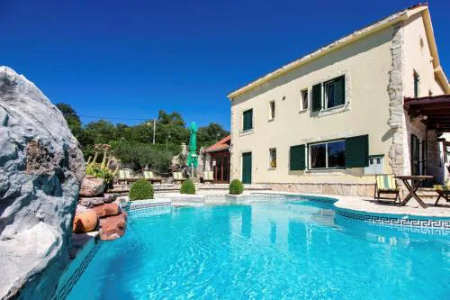 The Hidden Treasure Village - Villa Olka