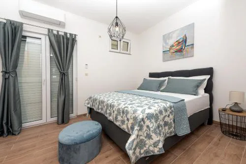 Apartmani Zara & Maris