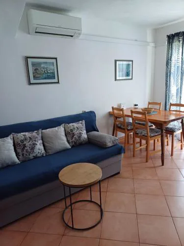 Apartment Lina