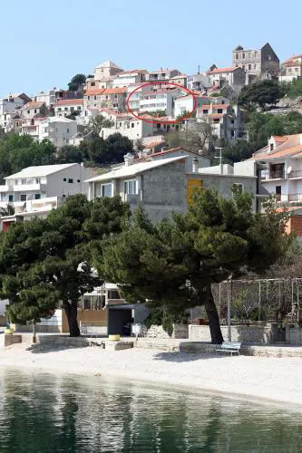 Apartments with parking spaces Igrane, Makarska - 4891