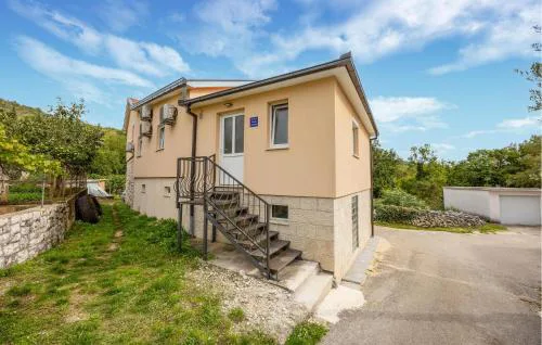 1 Bedroom Nice Apartment In Imotski