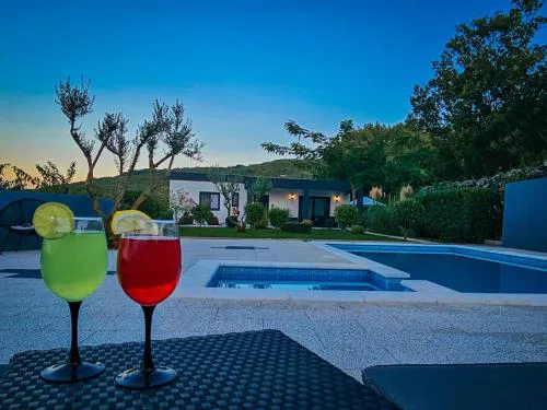 Villa Ela