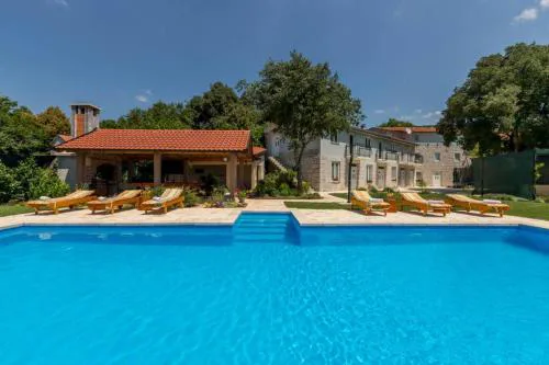 Villa KATA