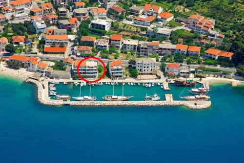 Apartments by the sea Sumpetar, Omis - 18286