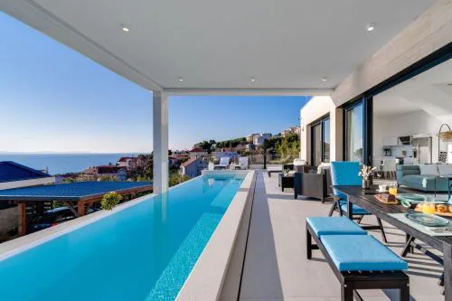 Villa Lemon, 3 Bedrooms, 4 Baths, Infinity Pool, Whirlpool, Cinema room, Sea view