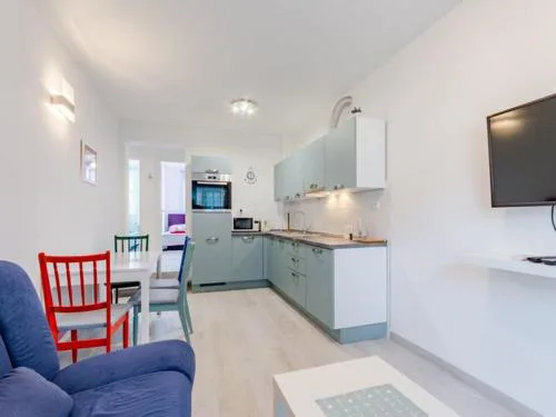 Apartment Karlo - Two Bedroom Apartment with Balcony Matani