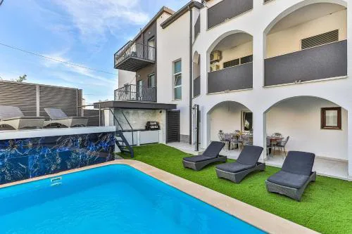 Apartments Brnas