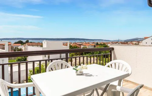 Amazing Apartment In Kastel Kambelovac