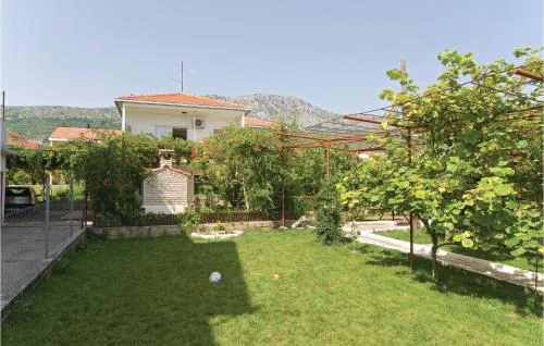 Apartment Kastel Kambelovac 10
