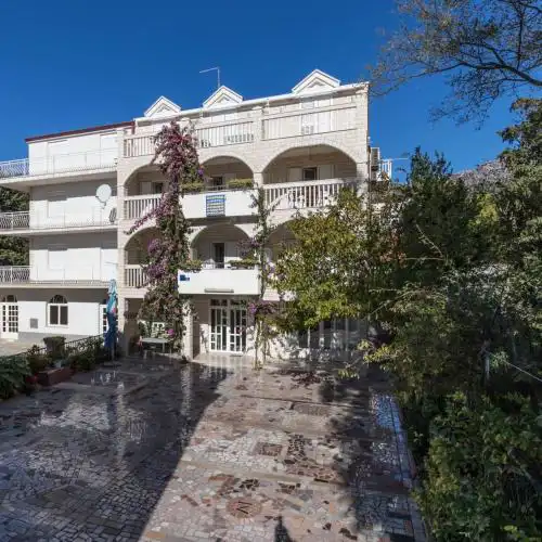Apartments Dino