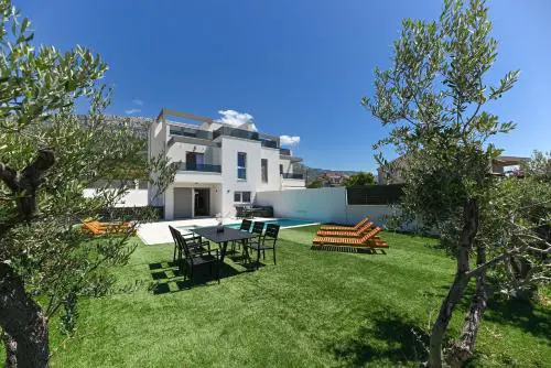 Villa Flora