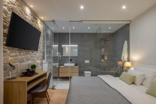 Meridiem Apartment