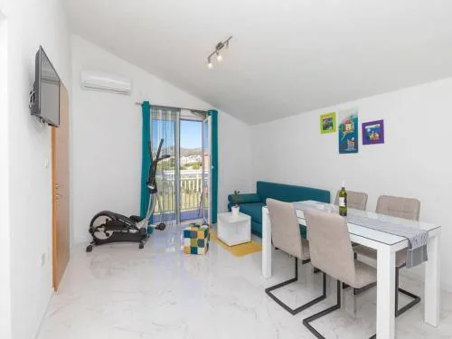 Two Bedroom Apartment with Balcony