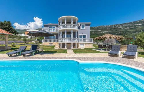 Villa Hana