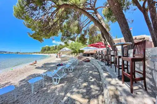 Apartments & Rooms Seaside