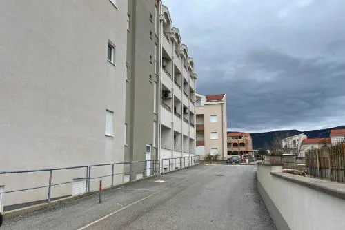 Apartments with WiFi Kastel Stafilic, Kastela - 23978