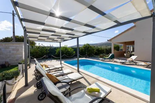 Beautiful Holiday Home "Villa Luka"